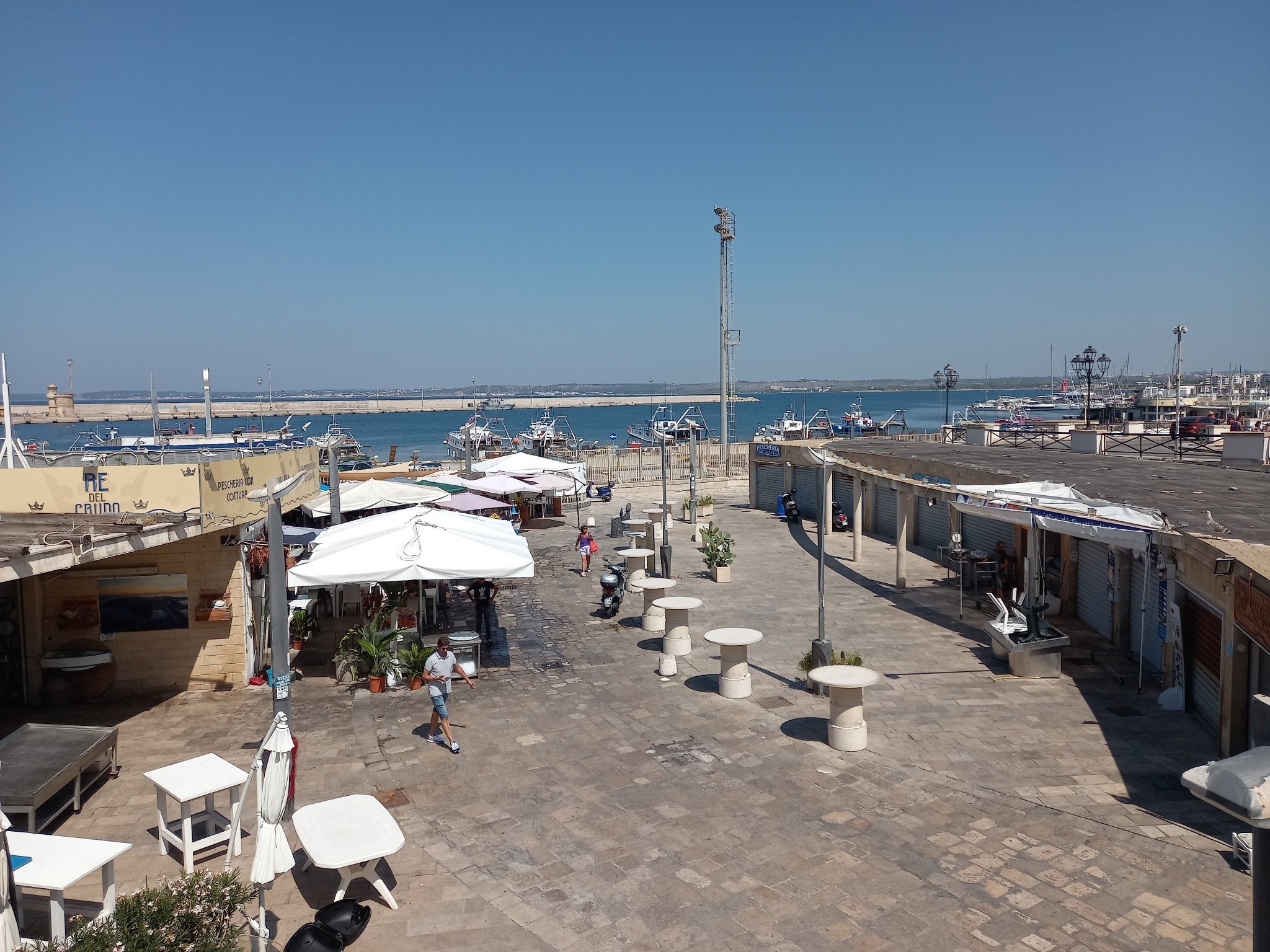 Неапол (Кампания) и Бари (Пулия) Красивата Южна Италия 6 На път в